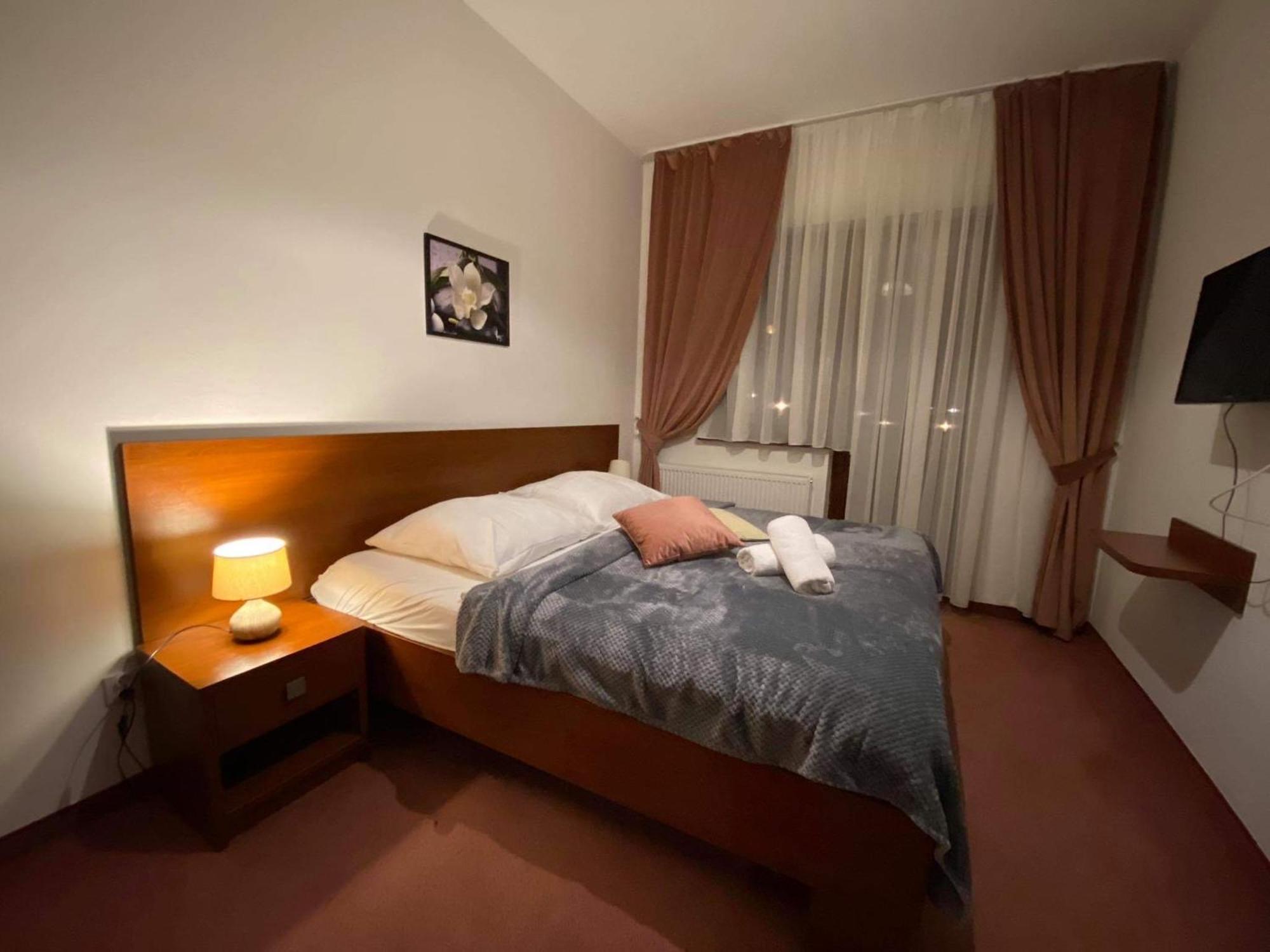 Stożek 3*